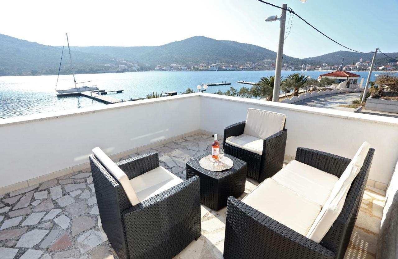 Villa Andelic Vinisce Exterior foto